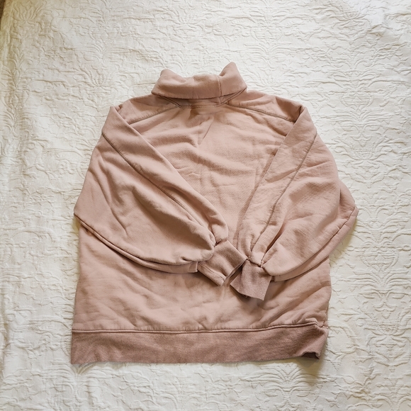 LIT Activewear Whisper Oversized Turtle neck Pullover sweater. Small - Picture 4 of 11